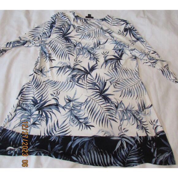 J. JILL WEARABLE COLLECTION SIZE M TUNIC TOP BLOUSE TROPICAL PATTERN PALM LEAVE - Picture 5 of 7